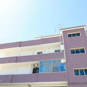 https://serendipity-la-terrazza-house.lecce-hotels.com
